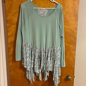 Mint Floral Hem Long Sleeve Women's Top